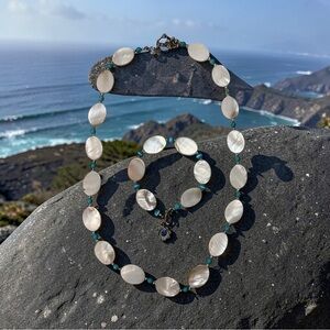 Elegant White Mother of Pearl  and Blue Shell Necklace and Bracelet Set